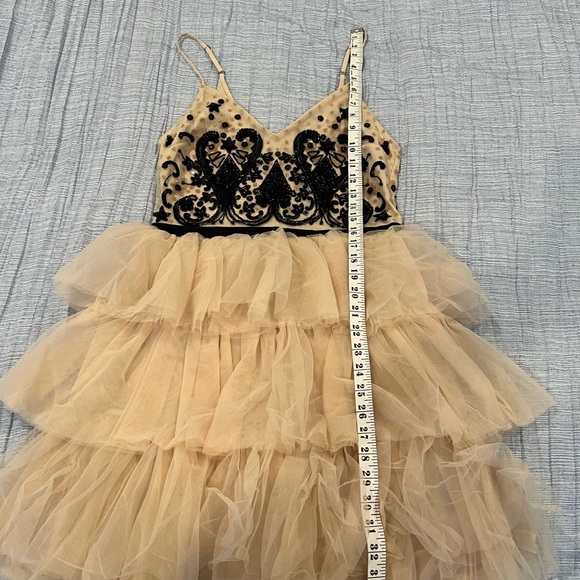 Alice & Olivia by Stacy Bendet mini dress - Picture 4 of 12